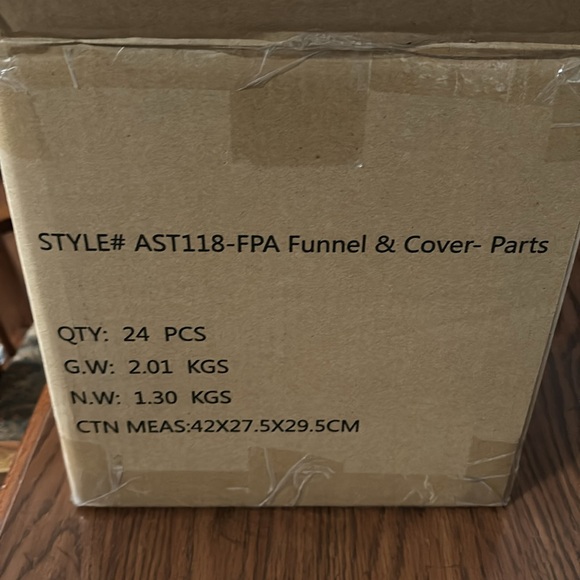 Baby Brezza Formula Dispenser Funnel & Cover Parts. Brand new. - Picture 5 of 5